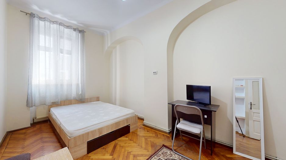 Comision 0% | Garsoniera la casă | curte | centrul istoric | - Poză 7