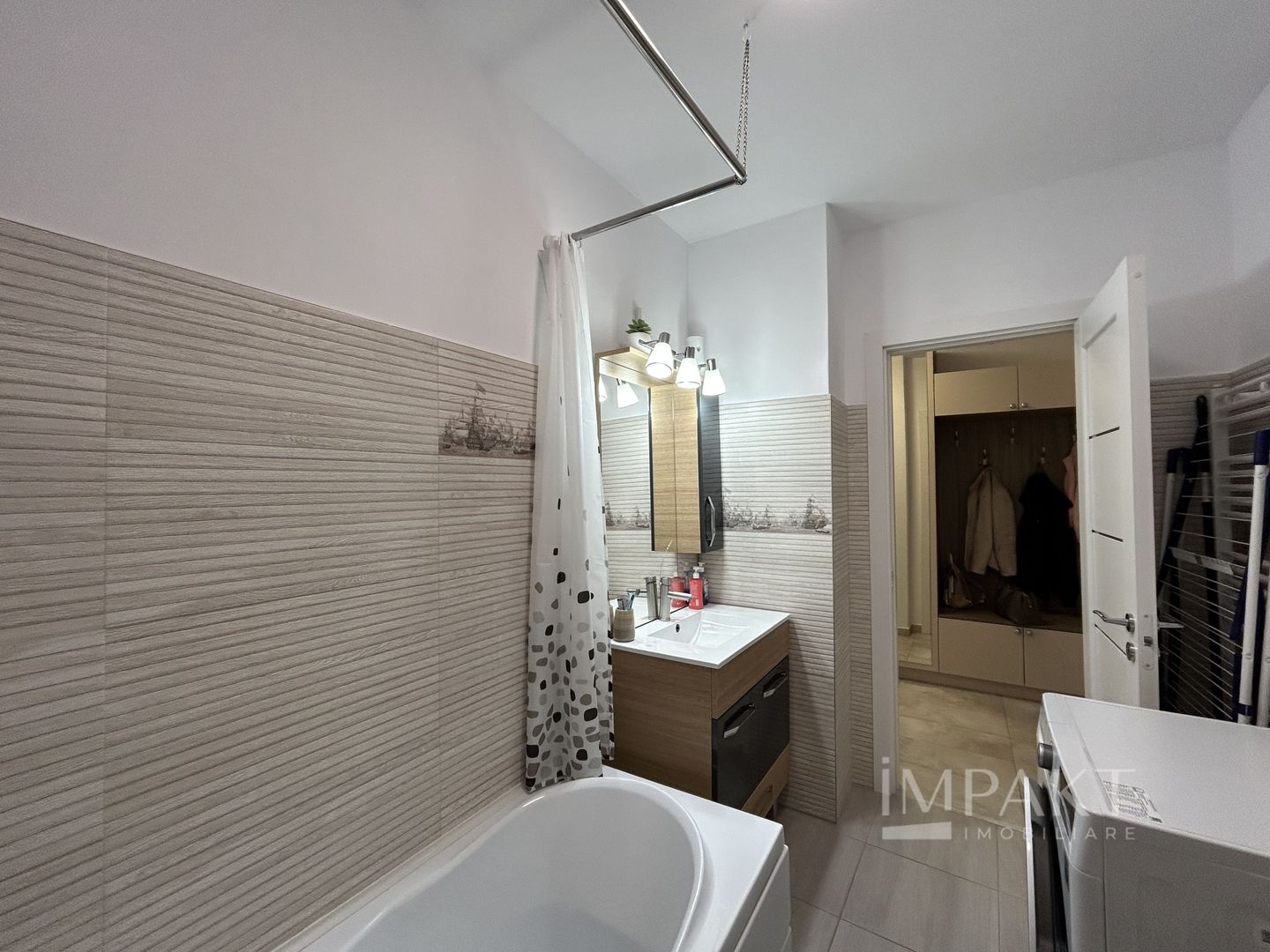 Vanzare apartament bloc nou, etaj intermediar, Piata 1 Mai! - Poză 11