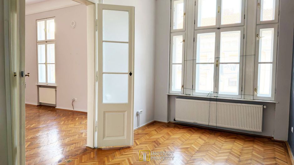 De închiriat – Spațiu birouri 256 mp | Ultracentral Arad - Poză 4