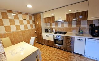 Casa tip triplex ( capat ), 4 camere, P+M, curte amenajata, Bărăbanț - Poză 9
