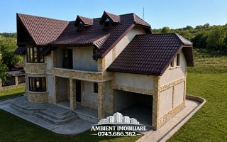 Casă spațioasă cu teren generos de 3.200 mp, VASLUI - MÎNJEȘTI; - Poză 2
