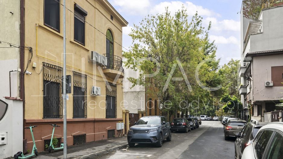 APARTAMENT DEOSEBIT CU 3 CAMERE IN VILA || CURTE - Poză 21