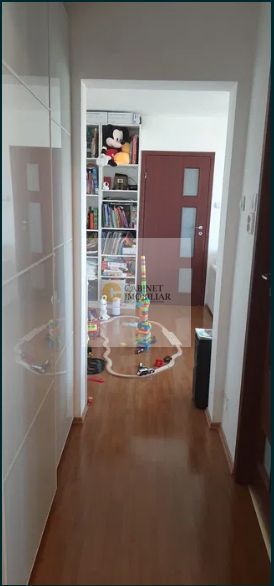 2 Camere - 52MP | Creditabil | M Gorjului - 5 minute - Poză 7
