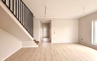 Duplex cu 4 camere, despărțit prin camera tehnica | Mosnita Veche - Poză 2