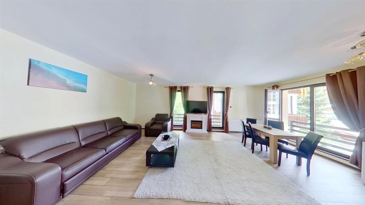 Casa ta de vacanta, imbratisata de natura,3 terase, parcare, Poiana Brasov - Poză 2