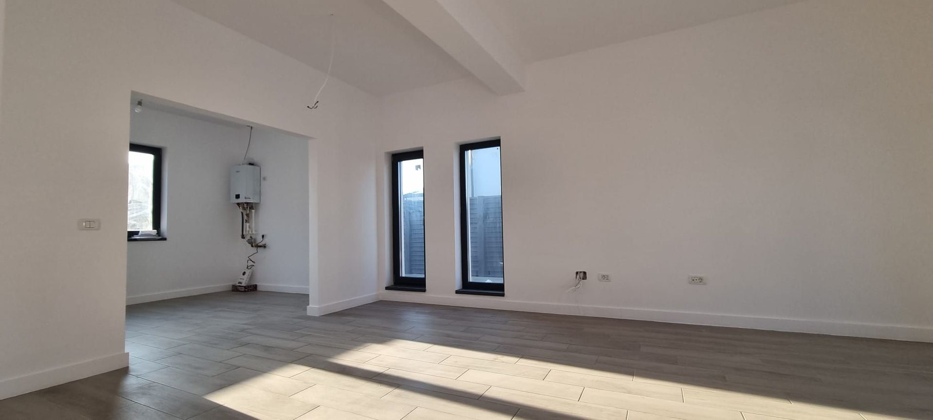 Vilă NOUĂ | Curte 400 mp | Mansardă pe placă | Lângă Parc Ghidigeni - Poză 6