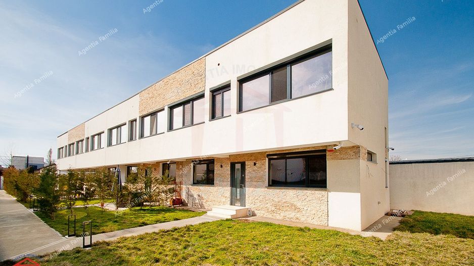 238.000 €  Condominium elegant, nou, în inima orașului Gal - Poză 1