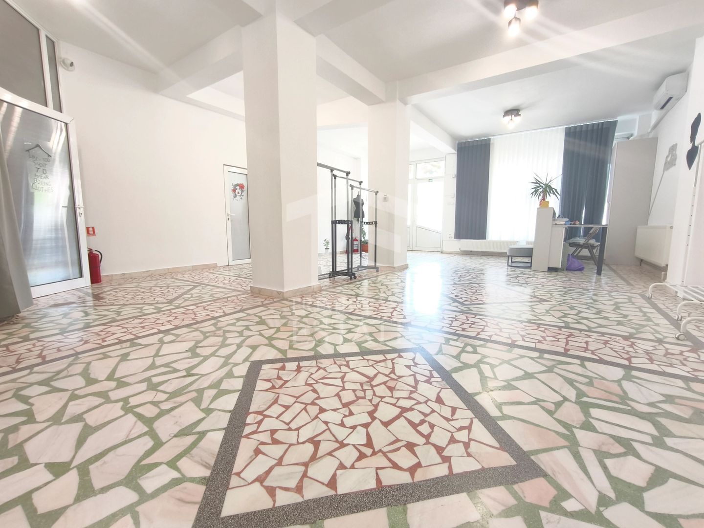 Spatiu Comercial Stradal |Bd. Mamaia|Vizibilitate Maximă & Comision 0% - Poză 3