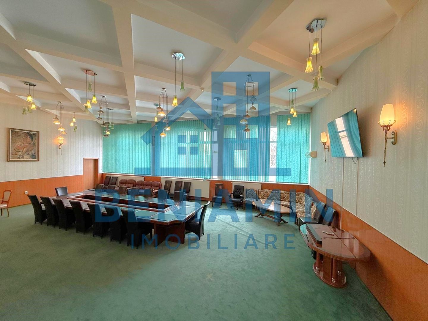 22 camere cu grup sanitar propriu-Sala conferinte-Central-Business - Poză 2