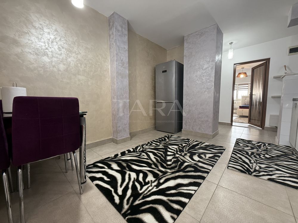 Apartament cu 3 camere, semicentral, zona B-dul 21 Decembrie 1989. - Poză 1