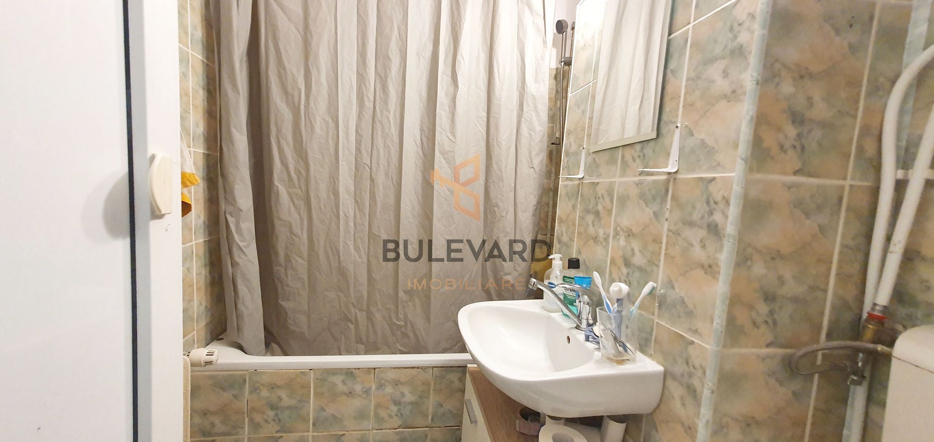 Oportunitate! Apartament cu 2 camere decomandate, zona Facultatii Bogdan Voda! - Poză 5