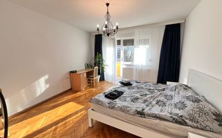 Apartament spatios cu 3 camere | 100 mp | Balcon | Curte | Central - Poză 2