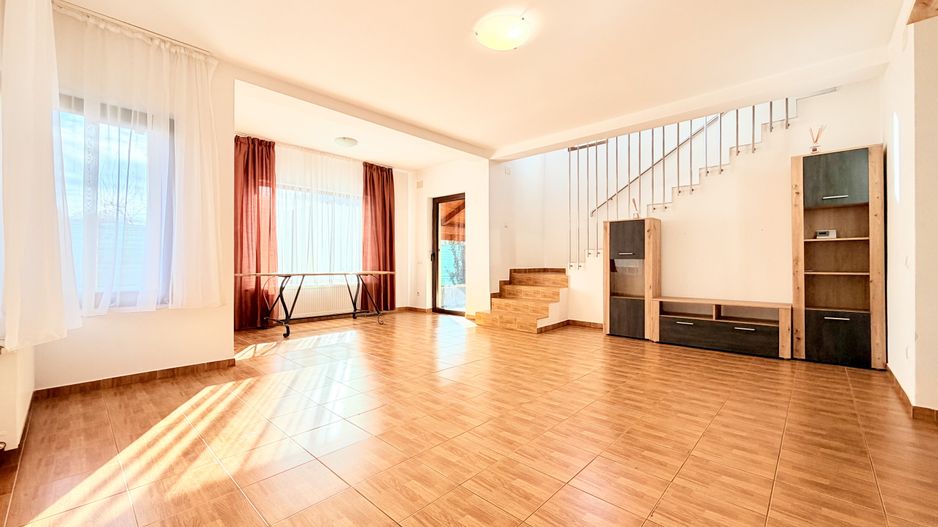 De închiriat – Casă individuală P+M în Dumbrăvița - Poză 6