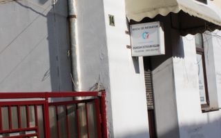 Super ofertă garsoniera cu gradina ultracentral - Poză 2