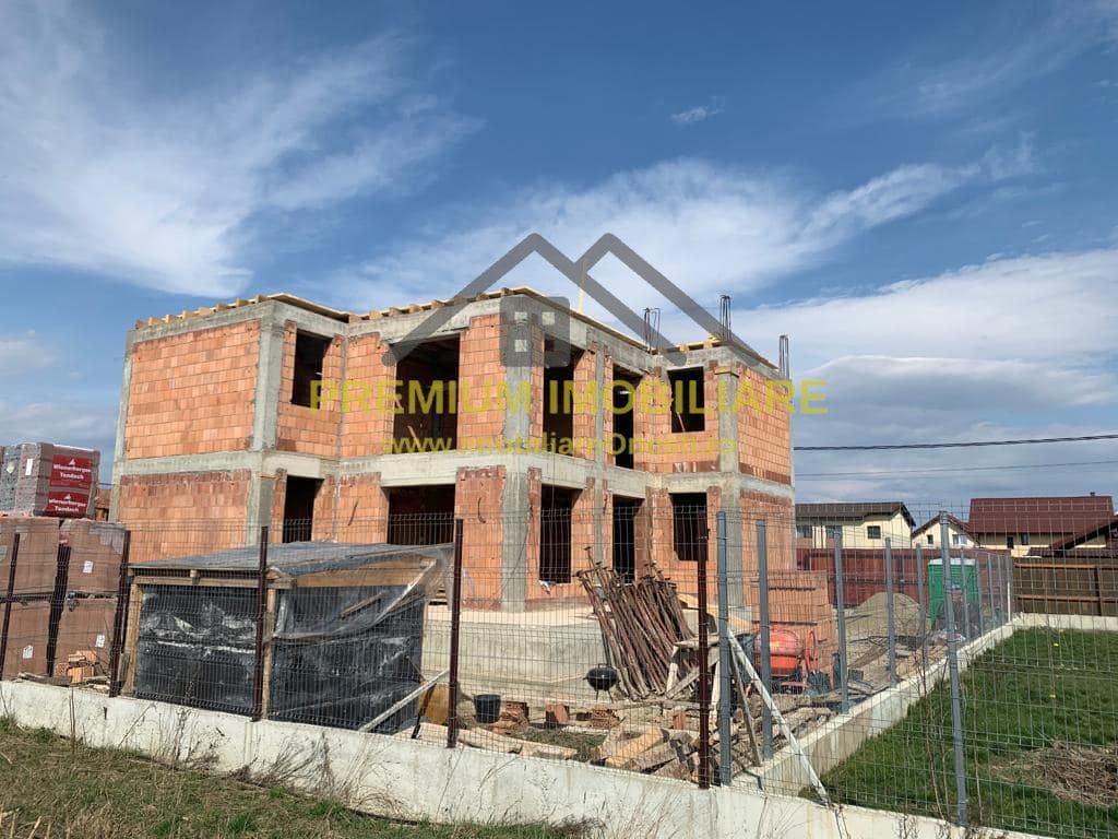 Vila Tip Duplex de Vanzare Brasov - Sanpetru - Poză 13