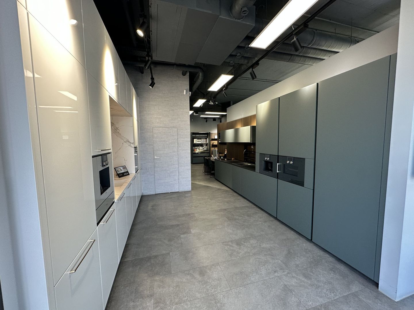 Spatiu comercial 193 mp la artera - Poză 13