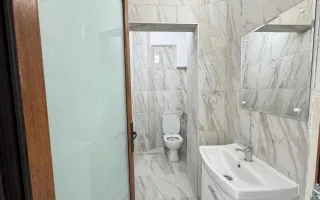 Spatii comerciale moderne de inchiriat, in cladire recent renovata - Poză 20