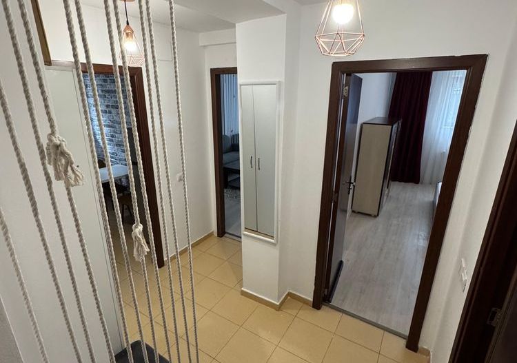 APARTAMENT SPATIOS | 2 CAMERE | CENTRALA PROPRIE | BLOC 2012 - Poză 7