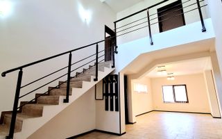 Oferim spre inchiriere, casa cu 4 camere pentru locuit sau birouri, Mehala - Poză 1