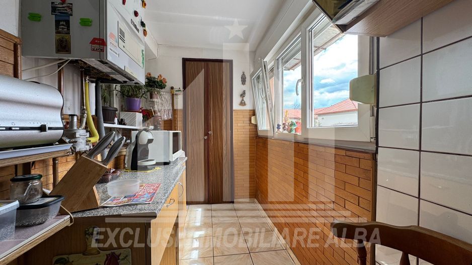 Apartament 3 camere decomandate | 2 bai | 69 mp | Cetate - Piata - Poză 10