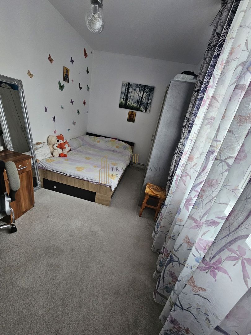 Vând apartament 2 camere decomandat - Poză 2