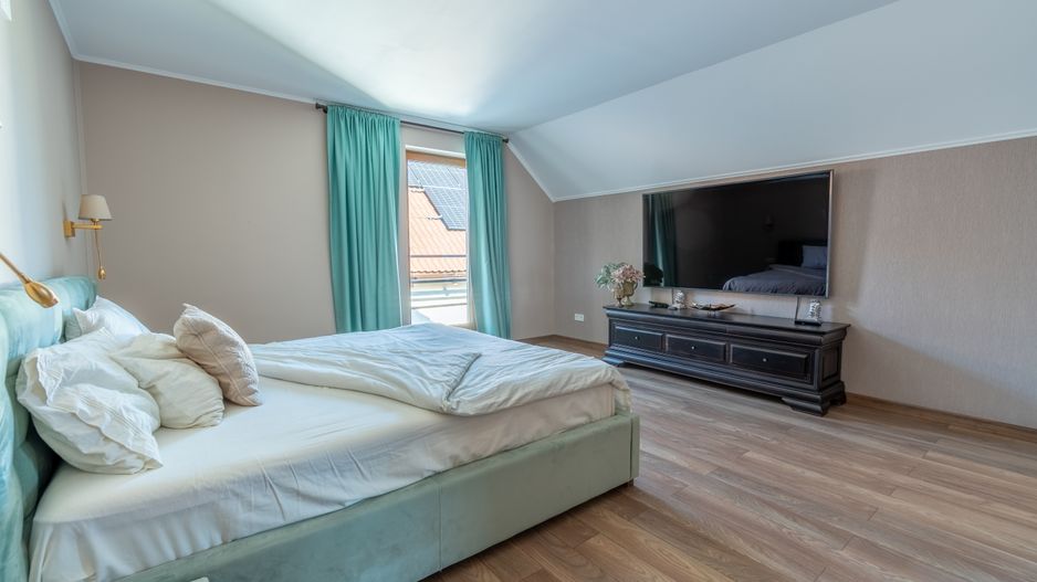 Proprietate exclusivista de vanzare: 2 case | 9 camere | 2000 mp teren - Poză 48