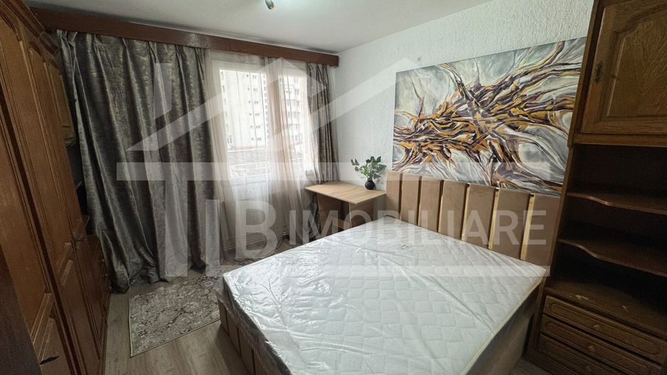 Apartament cu 3 camere, decomandat, 80mp, Zona Ultracentral - Poză 1