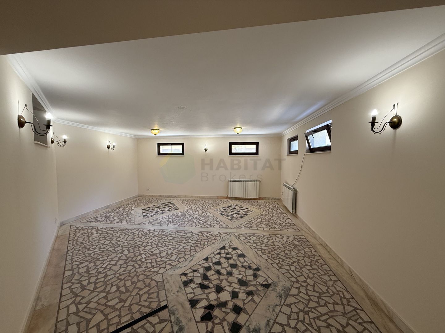 Vila 9 camere cu piscina si teren de 1.000 mp - Poză 30