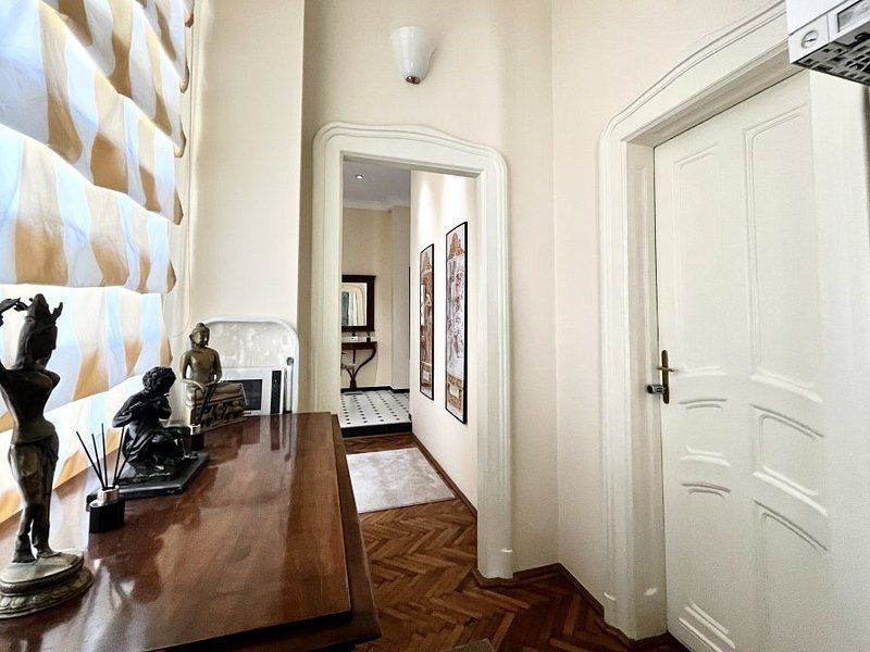 Tur virtual-2 camere, elegant arhitectural,  vedere in Piața Victoriei - Poză 22