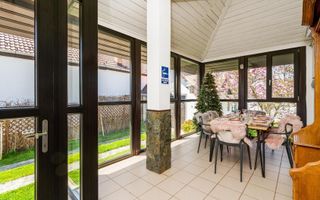 Casă 5 camere | Bul.Vasile Milea , Sibiu | 200 mp, curte - Poză 9