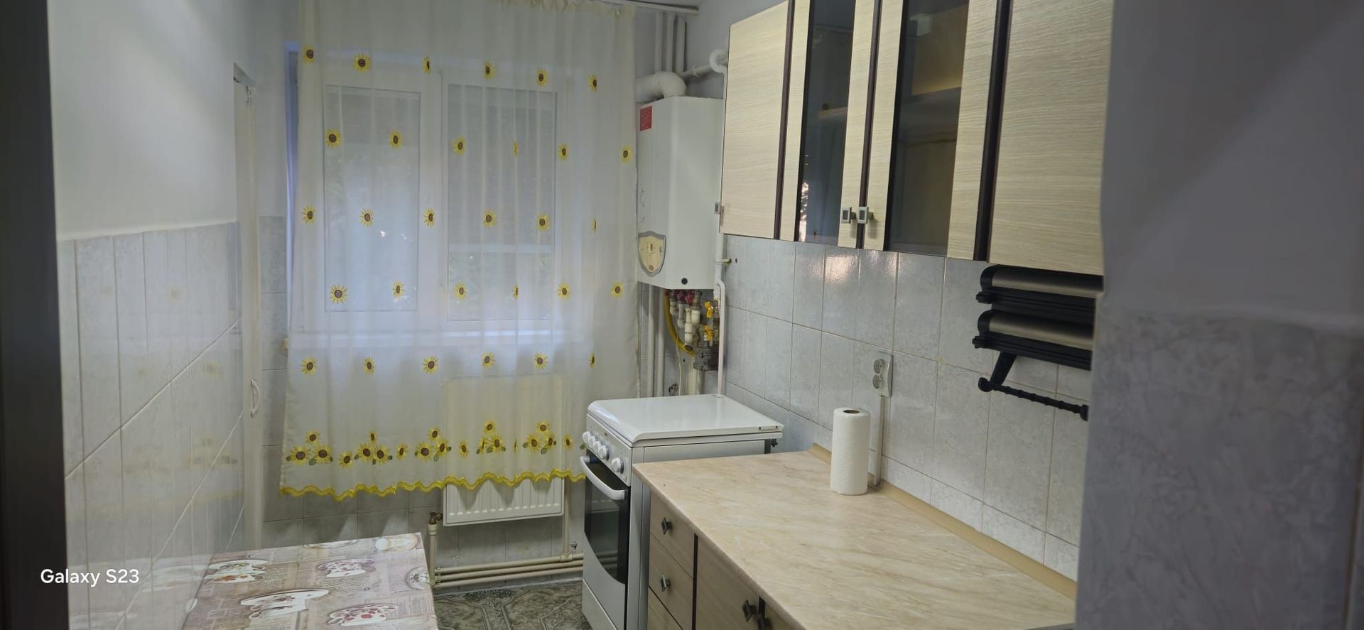 De inchiriat 1 camera Micro 21,mobilat si utilat,parter - Poză 8