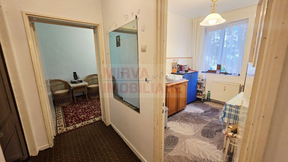 Vanzare apartament 3 camere, 54,99 mp, etaj 1/4, zona Democrației - Poză 3