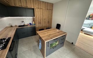 Casa deosebita intr-un cartier privat cu bariera - Poză 9