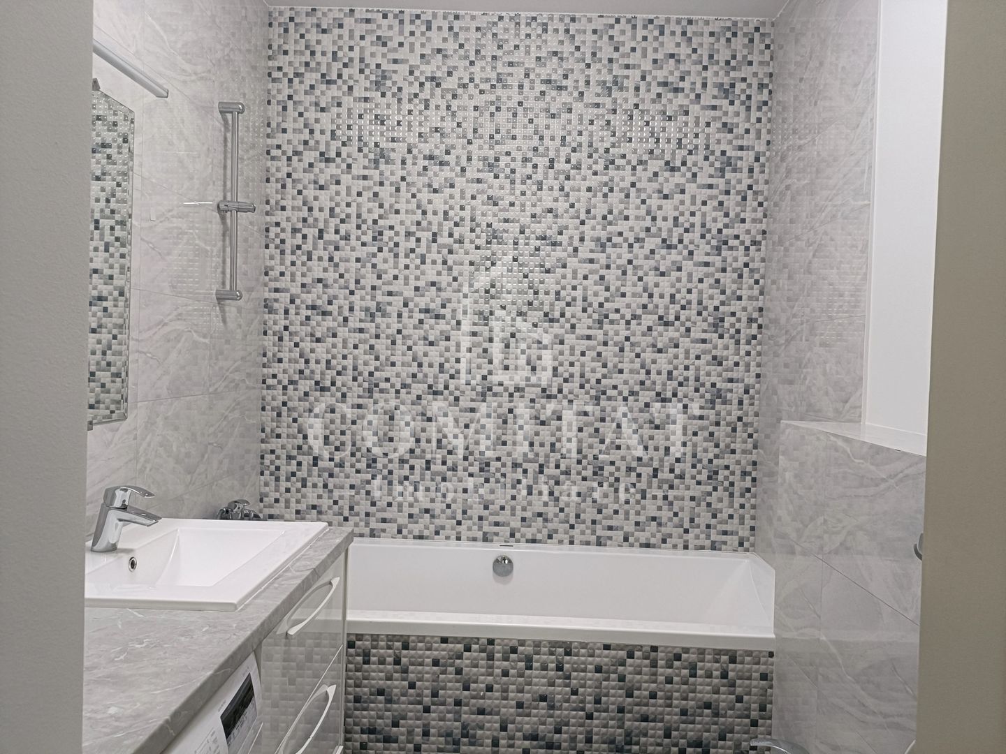 Apartament cu 3 camere | Zona Vivo Mall | Etaj intermediar - Poză 9