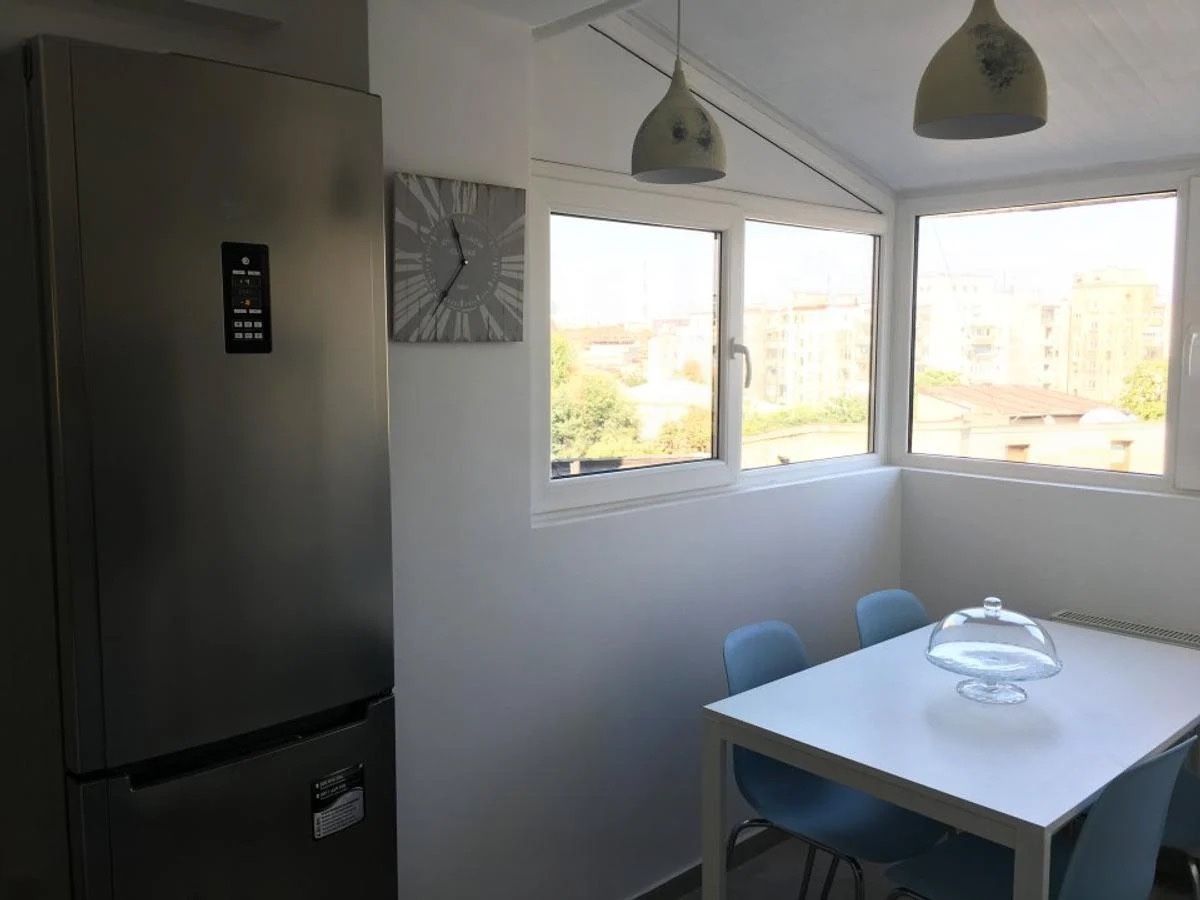Apartament 3 camere spațios, complet mobilat, în zona Ultracentrală - Poză 9