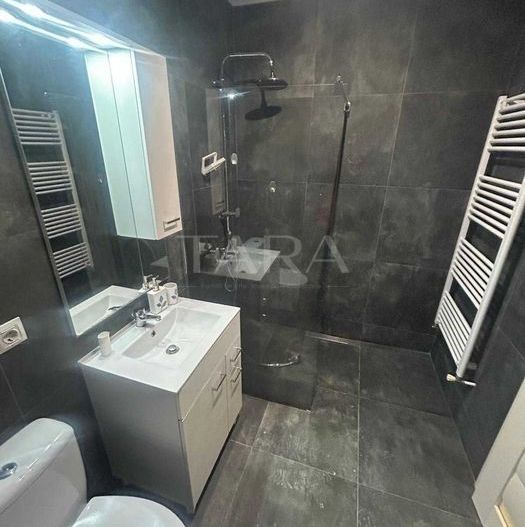 Apartament situat în zonă accesibilă și liniștită - Poză 4