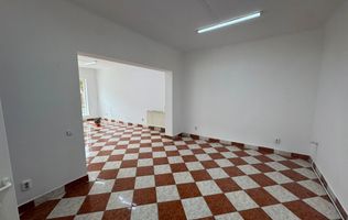 Spatiu comercial, 50 mp, vad pietonal, Zona Revolutiei