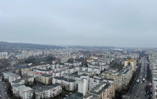 Penthouse West Tower