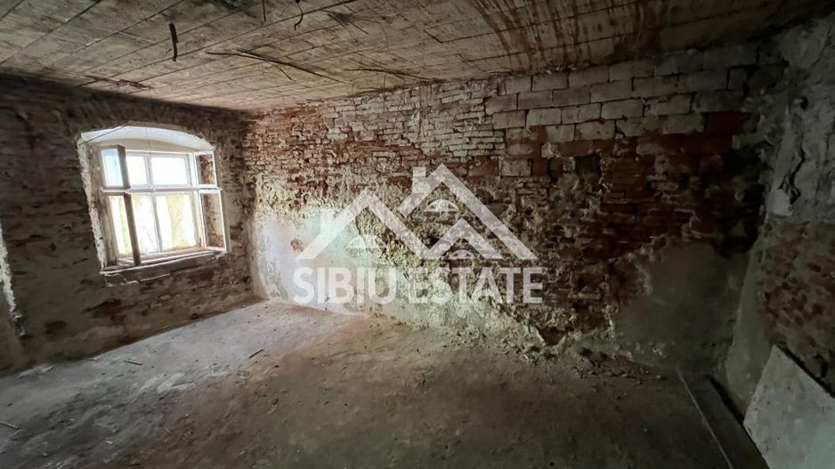 Imobil monument istoric de vânzare ,Strada Târgului, Sibiu - Poză 12