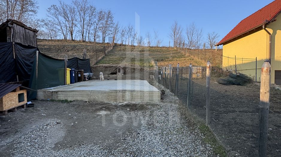 Casă spațioasă cu 5 camere în Ocna Sibiului – teren generos de 726 mp! - Poză 3