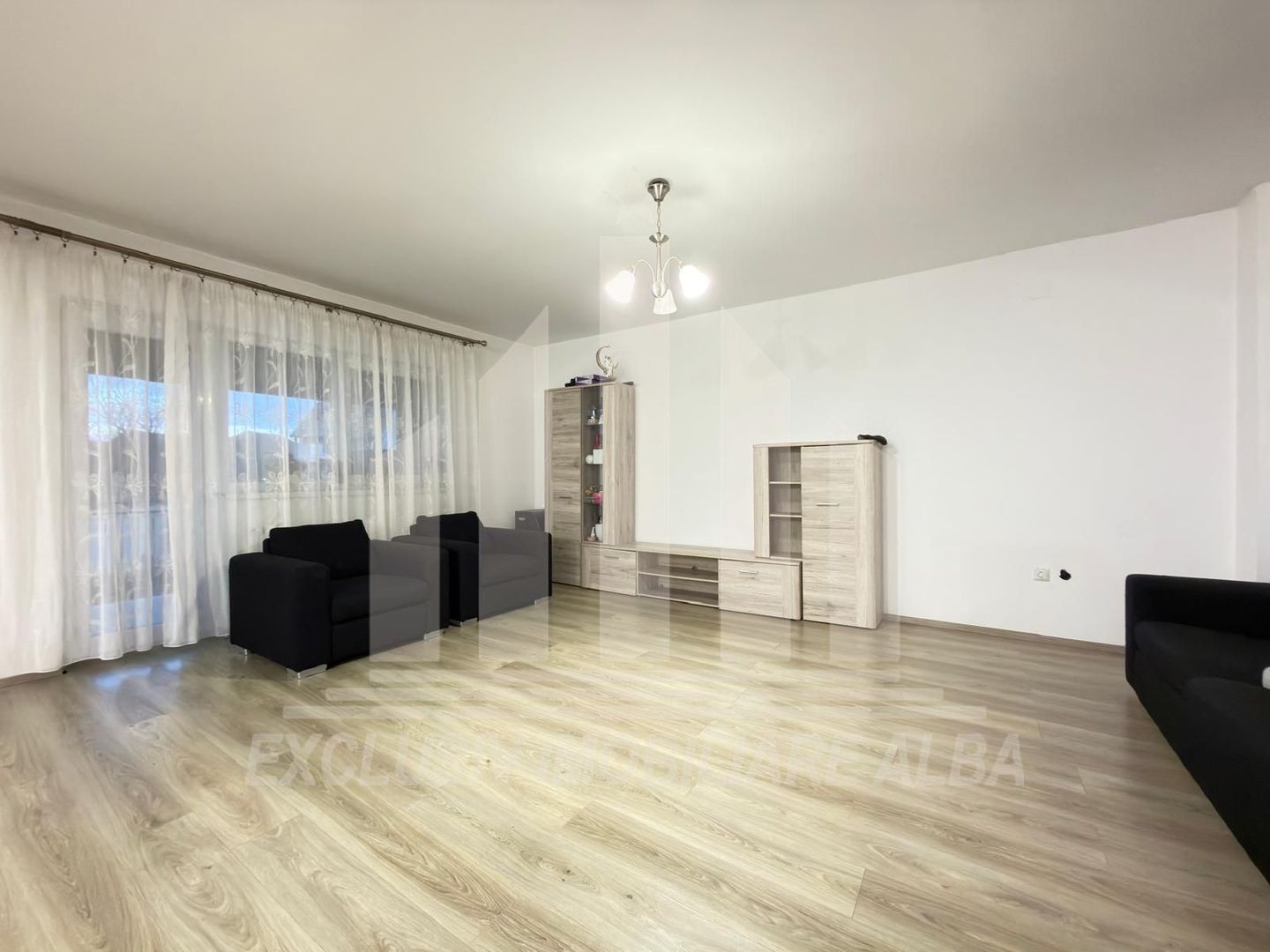 Casa insiruita | De vanzare | 160 mp | Centru-Lipoveni - Poză 2