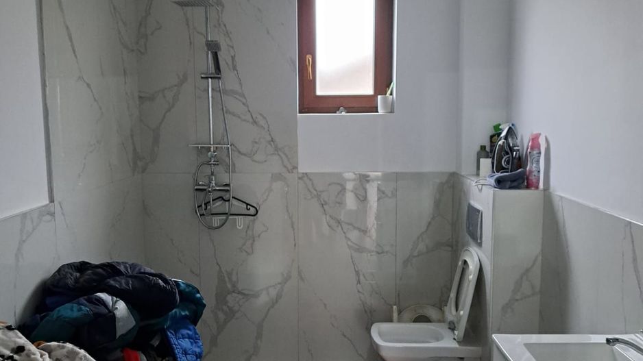 Ideala pentru o familie-casa la cheie - Poză 8