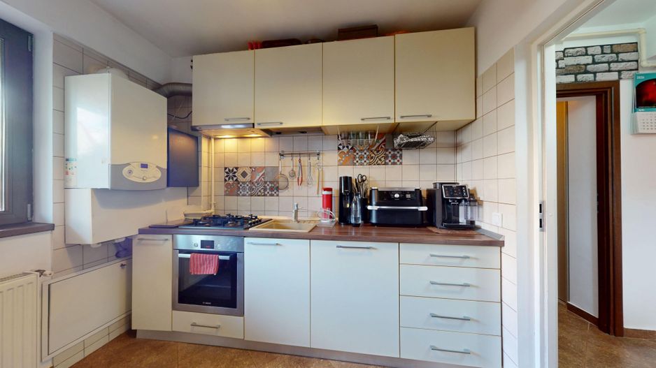 Apartament 4 camere + curte proprie Locatie excelenta – Brancoveanu - Poză 16