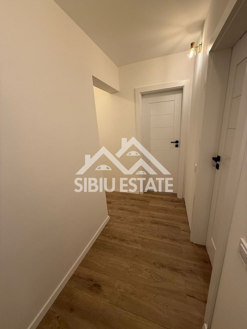 Locație excelentă! Apartament 3 camere renovat, etaj 1, Sibiu - Poză 12
