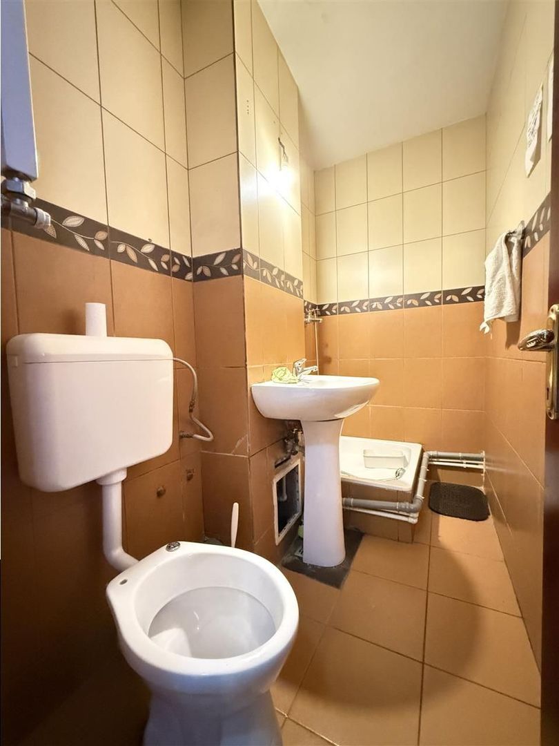 Vanzare apartament 4 camere Bld. Unirii - Fantani Bucuresti - Poză 17
