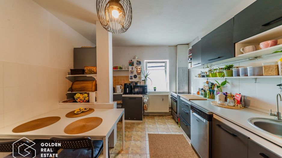 Apartament 4 camere, decomandat, etaj 3, comision 0% - Poză 4