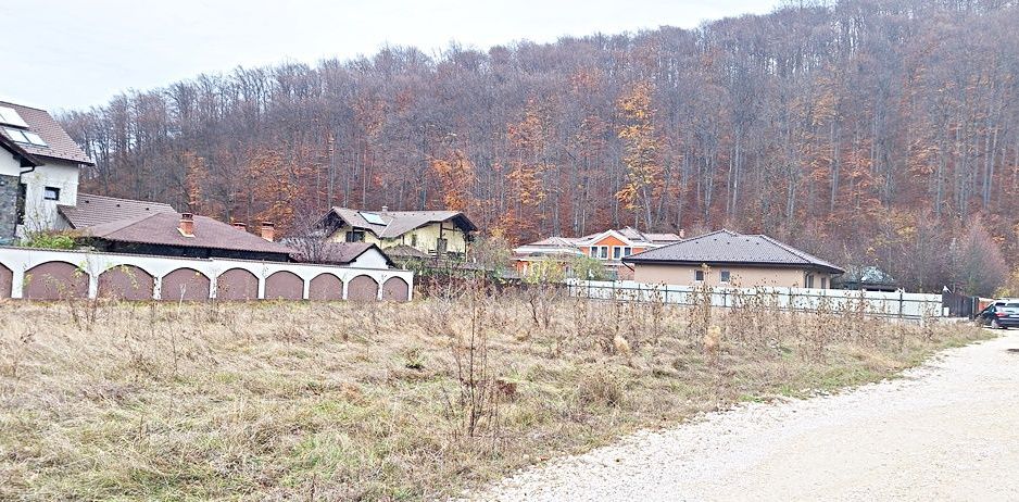 Bunloc, teren superb de 808mp cu priveliste si utilitati, 135000 euro - Poză 4