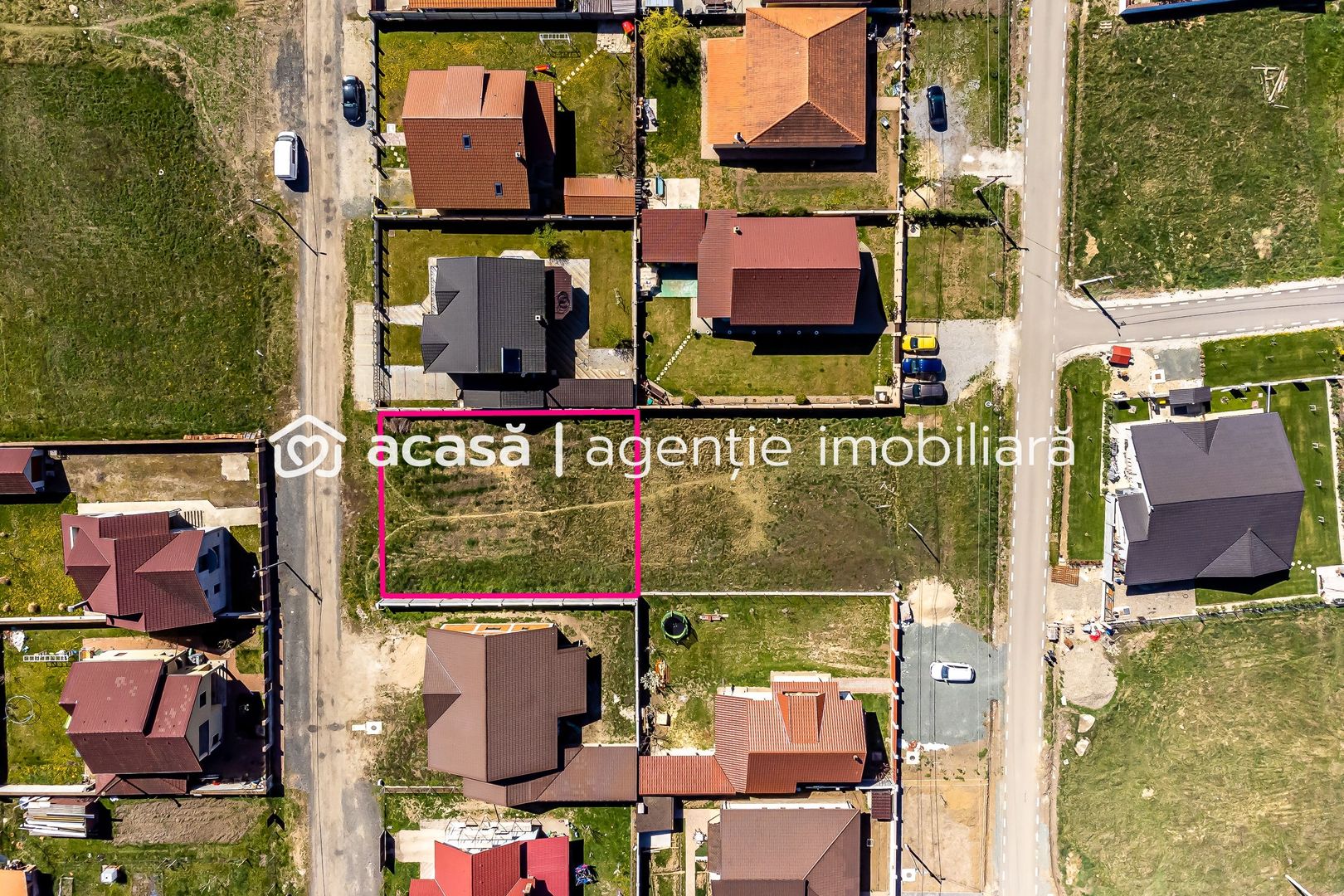 Teren cu utilități în Livada, suprafață 600 mp - Poză 2