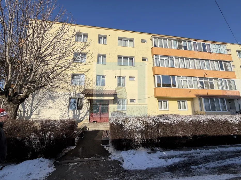 Apartament 3 camere , 60mp, Etj 2/3 - zona Râșnov/ISR - Poză 8