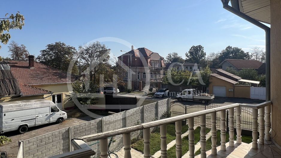 Casa cu 5 camere de inchiriat zona Centrala Oradea - Poză 14